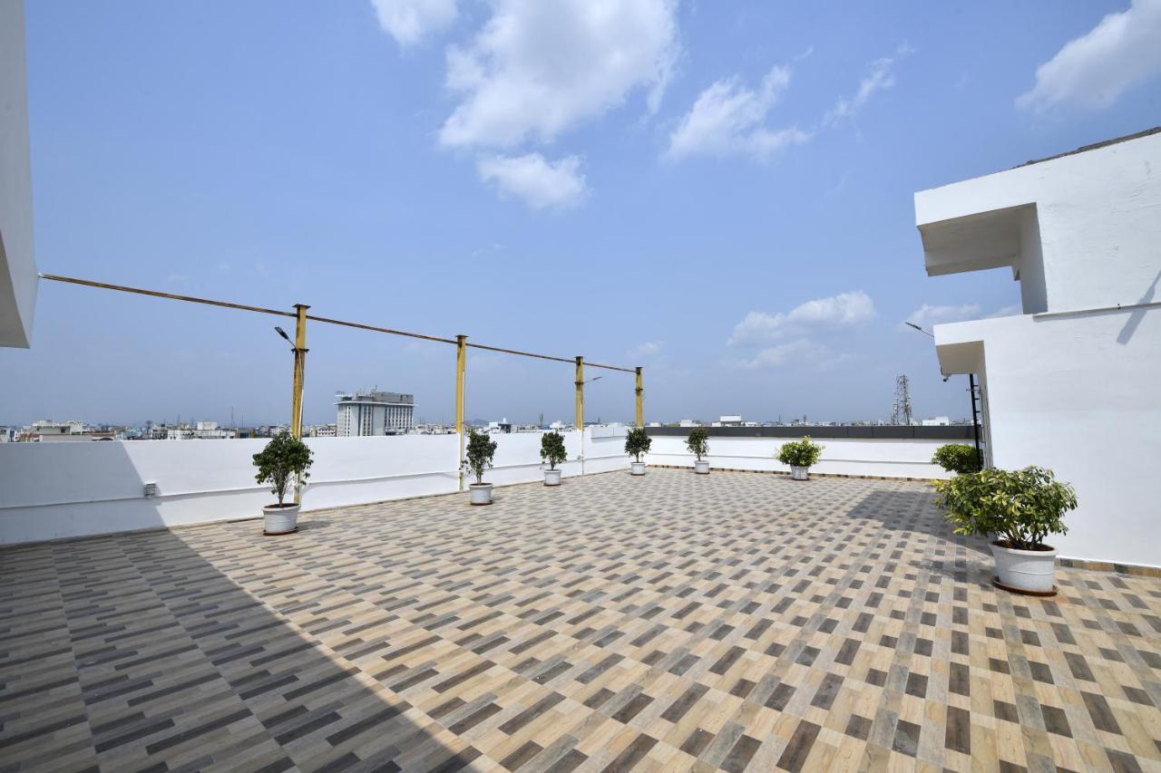 Hotel Urban Delight Managed By Cannychoice Vijayawāda Exteriér fotografie