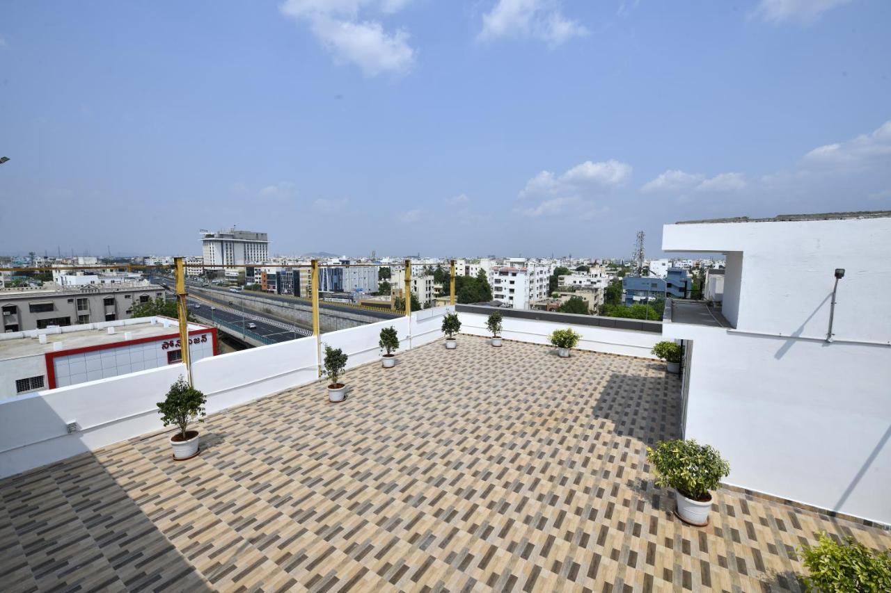 Hotel Urban Delight Managed By Cannychoice Vijayawāda Exteriér fotografie